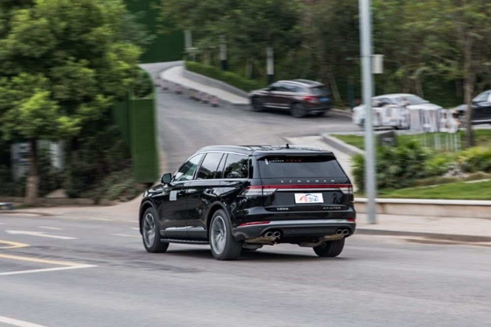 ������½������գ����м�Aviator�������