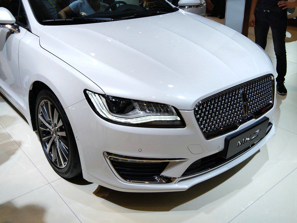 豪华中型轿车推荐 只是和帕萨特一个价! 豪华中型轿车推荐 只是和帕萨特一个价!