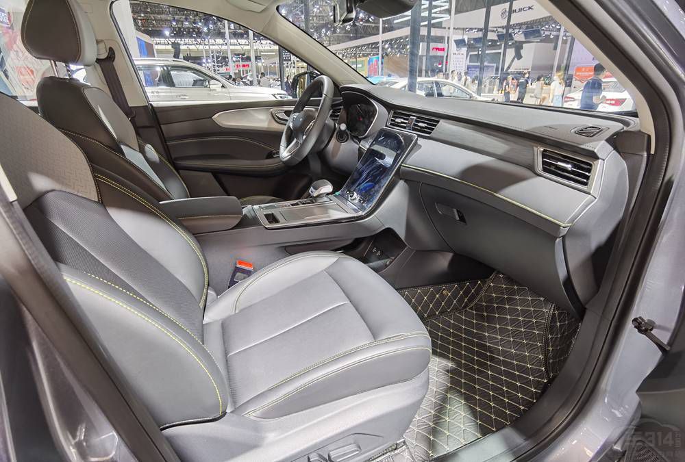 ����ѡ��plus�� �⼸����Ӻŵĳ�˭���ã�