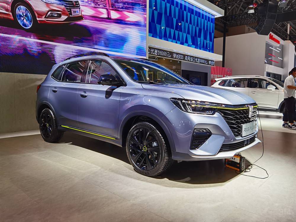 ����ѡ��plus�� �⼸����Ӻŵĳ�˭���ã�