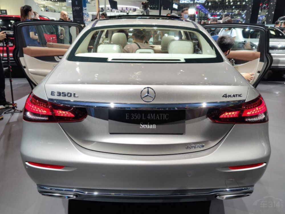 ���۱����������³�