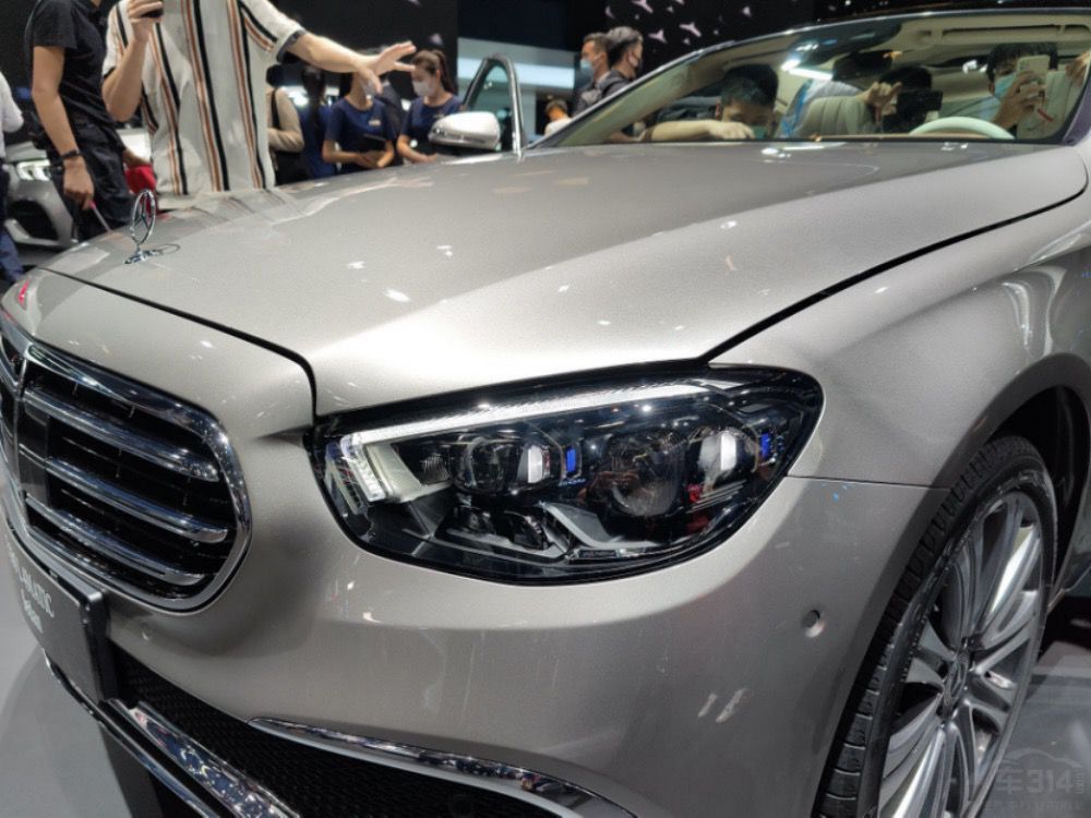 ���۱����������³�