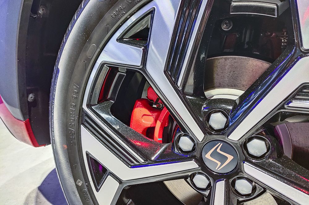 ���Լ۱�����SUV �����������û������ص�