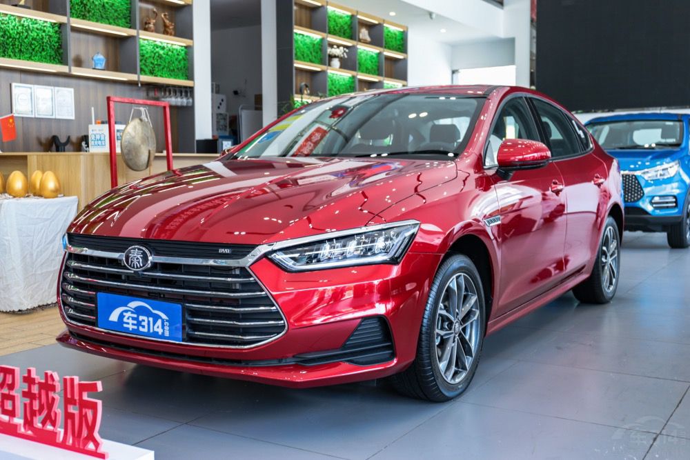 �⼸��10�����ڽγ�����ȥ��ĸ����ͷ