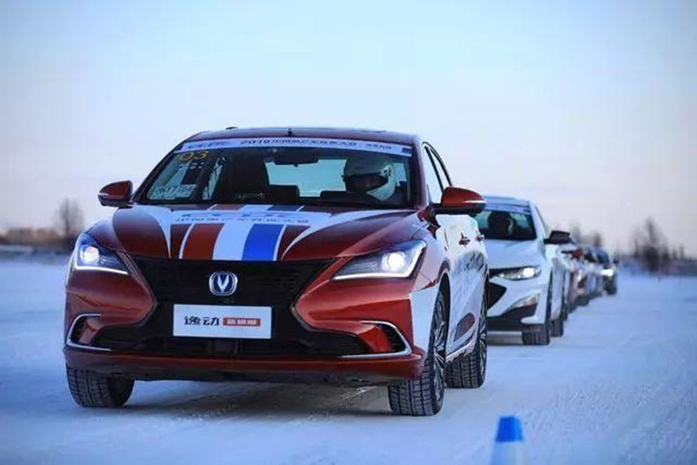 �⼸��10�����ڽγ�����ȥ��ĸ����ͷ