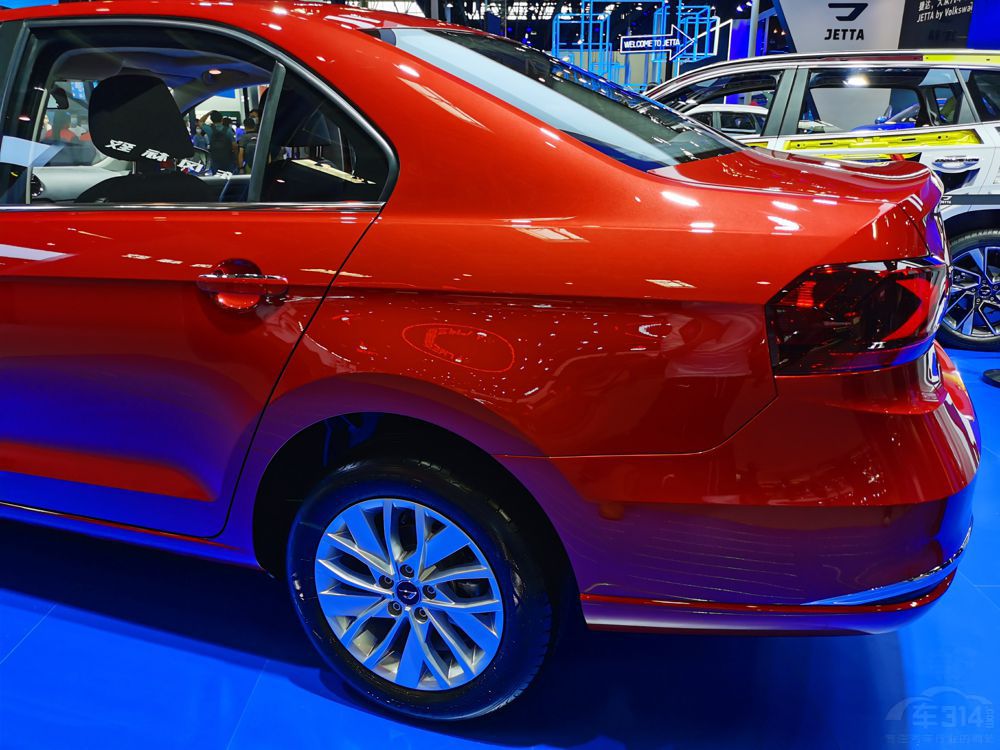 �⼸��10�����ڽγ�����ȥ��ĸ����ͷ