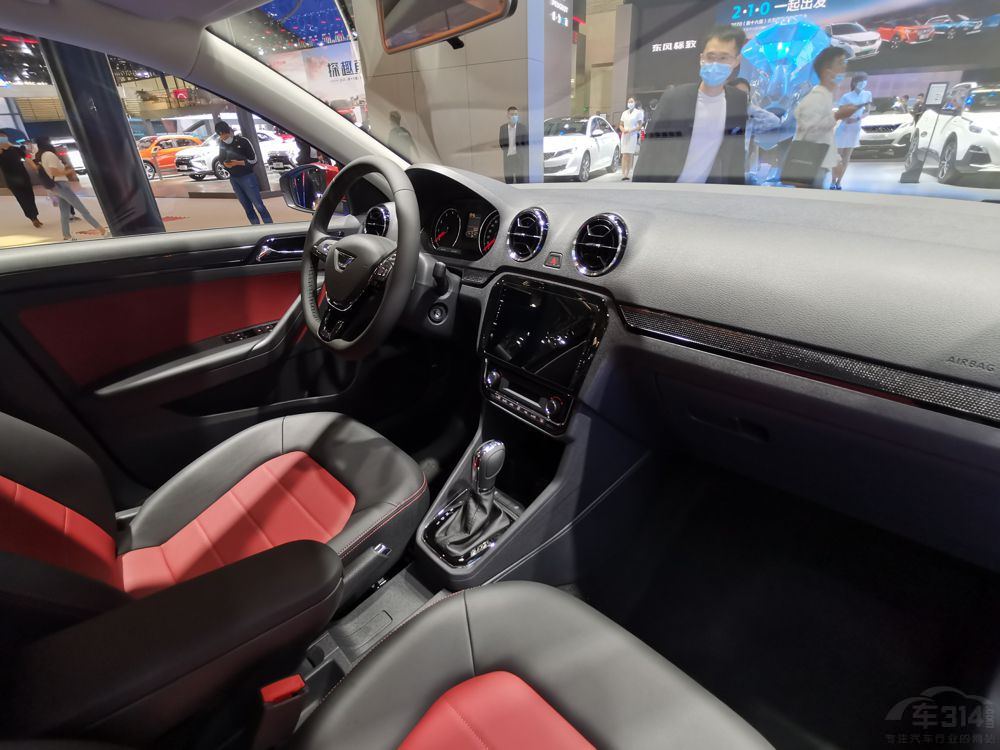 �⼸��10�����ڽγ�����ȥ��ĸ����ͷ