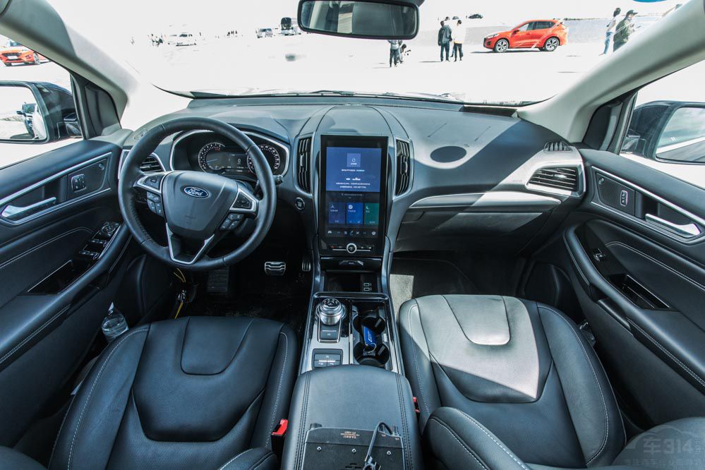 ���ڿ������;��L����������������