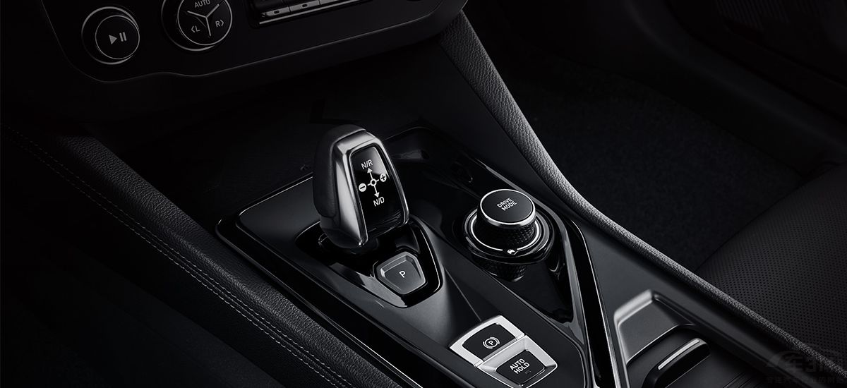 ���ǵ�����ĳ�����ô��ƽ����Ϊ��Բ��