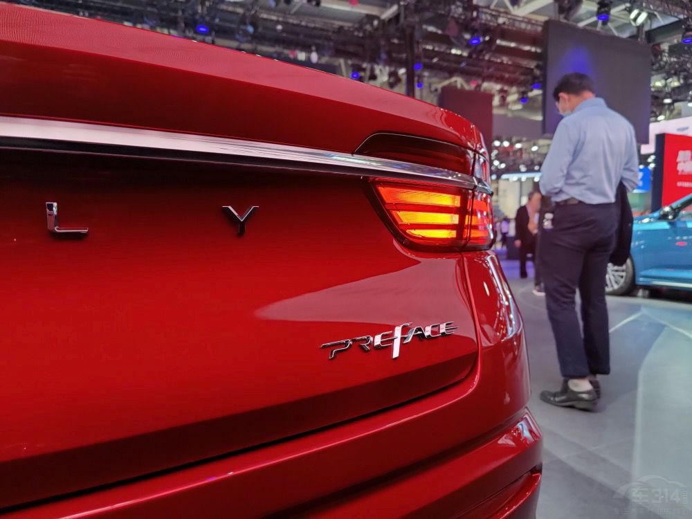 高8受年轻人追捧?这几款车其实也不错! 高8受年轻人追捧?这几款车其实也不错!