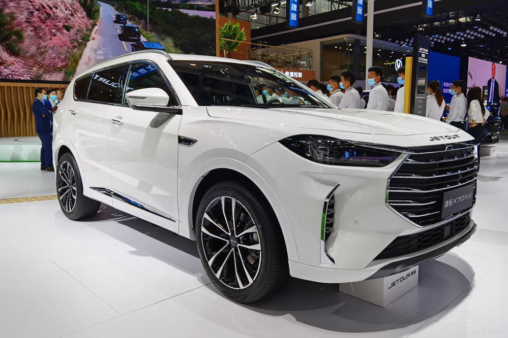 10�򼶵Ĵ�SUV �����ռ�� ����7����ѡ