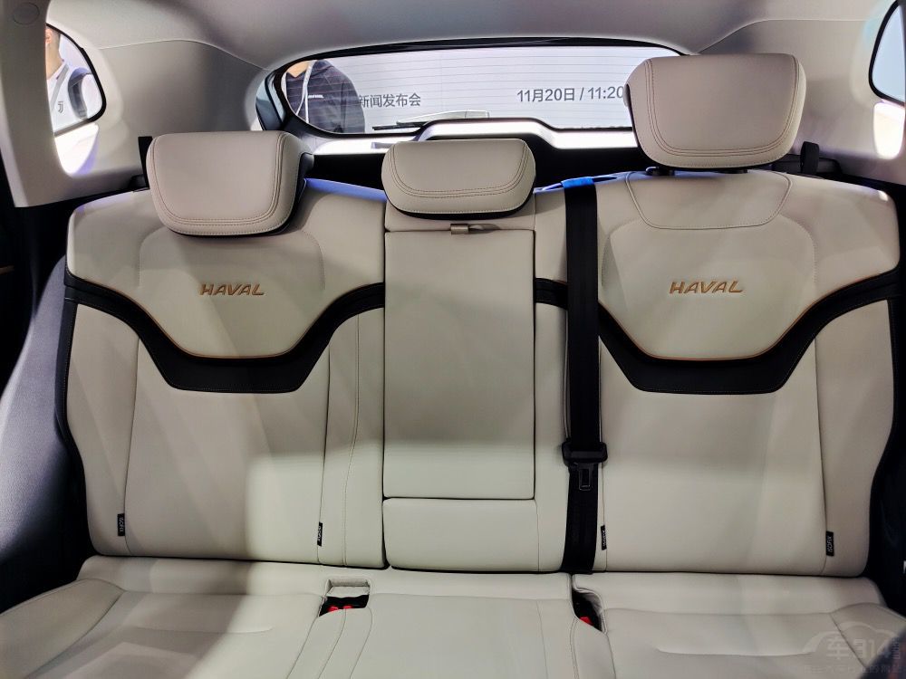 年轻人的第一款SUV 哈弗初恋甜到你了吗? 年轻人的第一款SUV 哈弗初恋甜到你了吗?