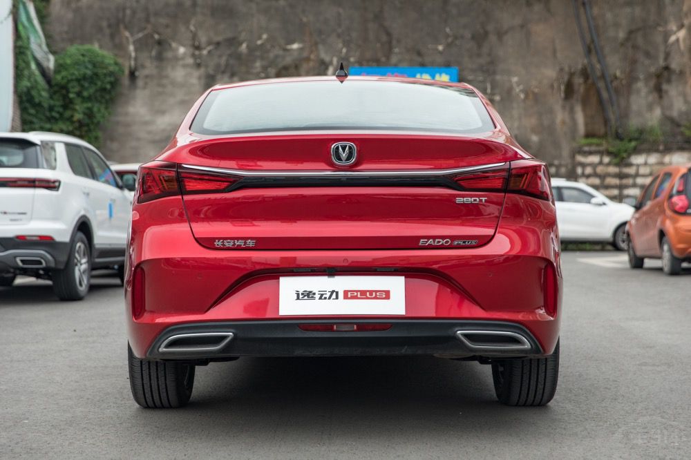 ����Ʒ�ƽγ���2021����ʵ�־��ط�����