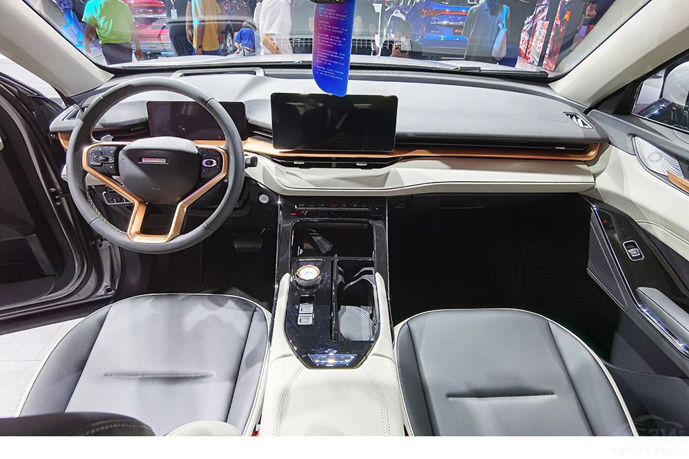 SUV������ġ�ͷ������ ˭��ֵ�����֣�