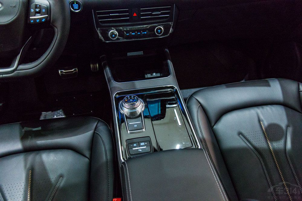 ���϶��ź����￴ �������PLUS���ʺ���