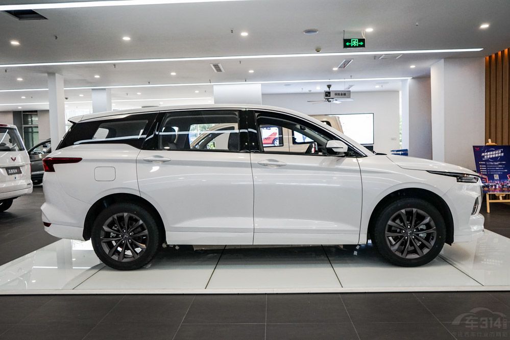 ����10��SUV/MPV