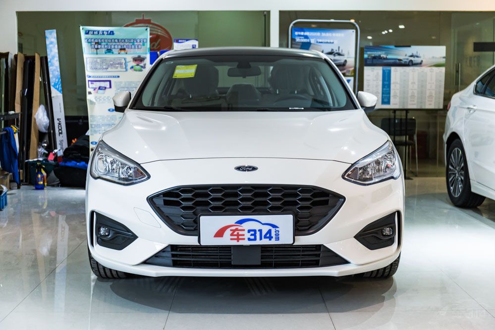 ���������ĵ�һ���γ� ѡ���Ȱ���������