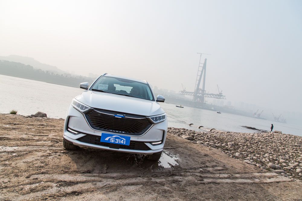 ʮ��ԪSUV��ôѡ�����������򡱳���ŷ��X7