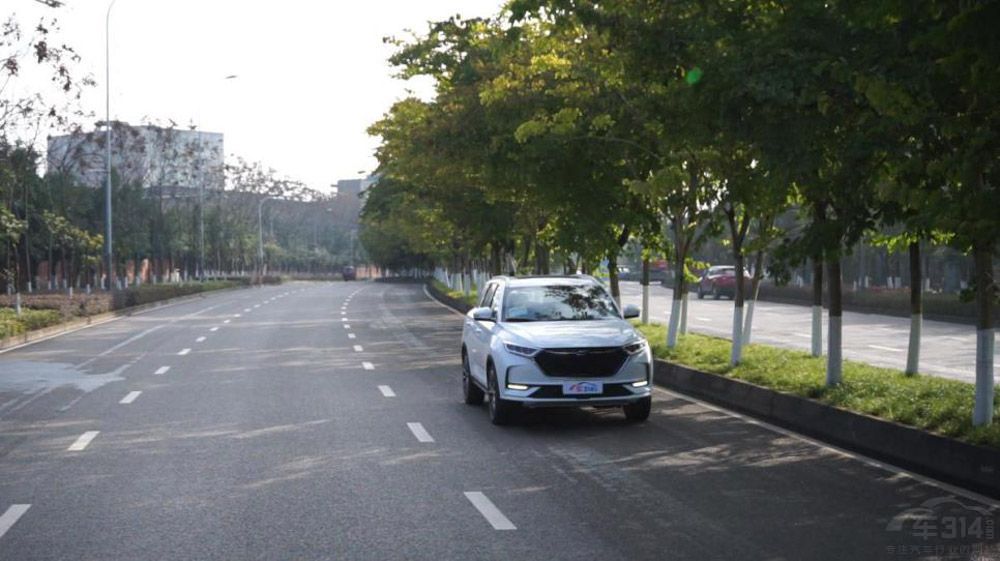 ʮ��ԪSUV��ôѡ�����������򡱳���ŷ��X7