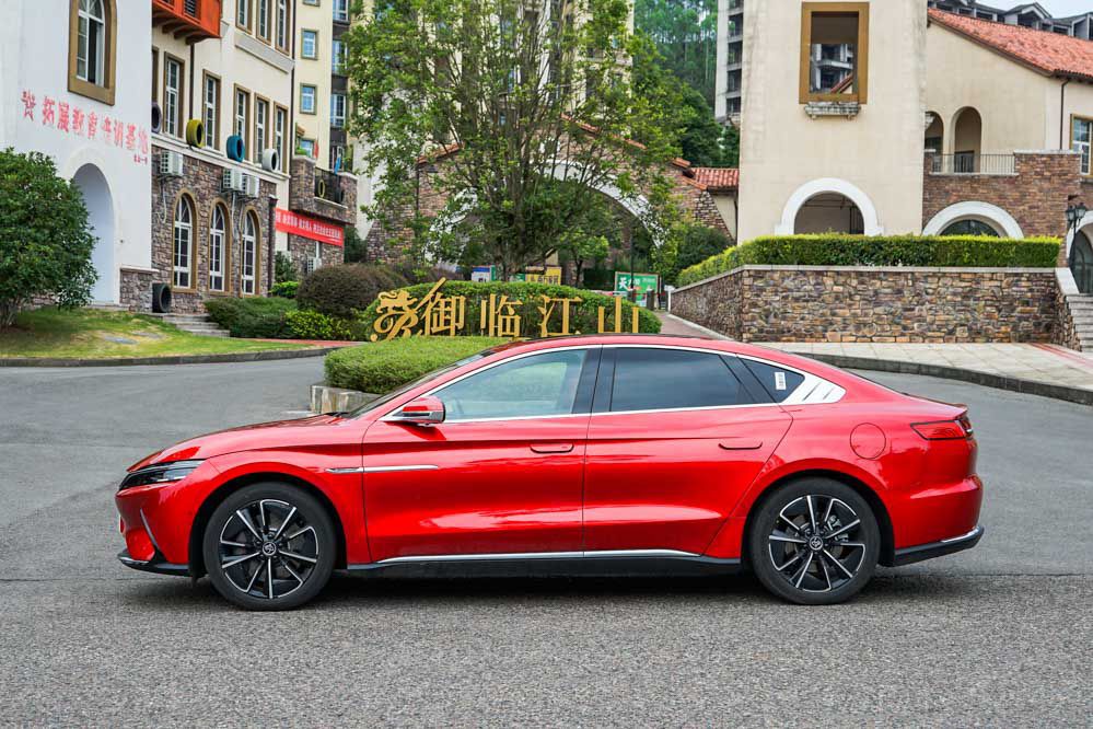 �綯������ײ ��˹�����ܻ����ĺ��ѿ�