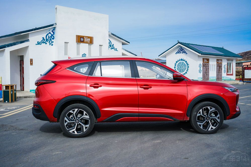 ����SUV��ôѡ��RAV4��ʱ���Ѿ���ȥ��