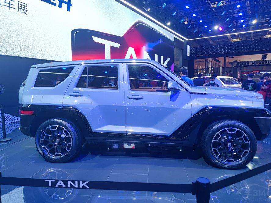 ����ս+̹��ս �����Ϻ���չ���ݡ�����ս����