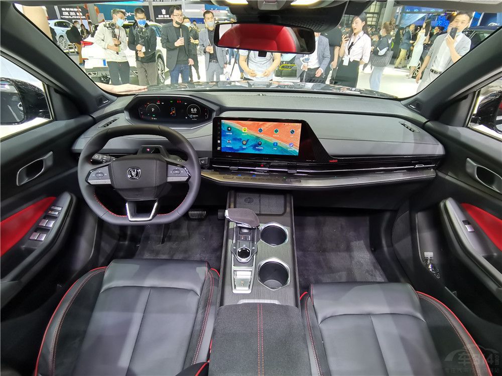 2021�Ϻ���չ����ϵ������̹�˾���ը��