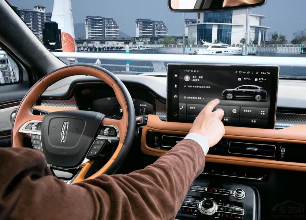 V6������������һ���ֿϺ�����ֵ������