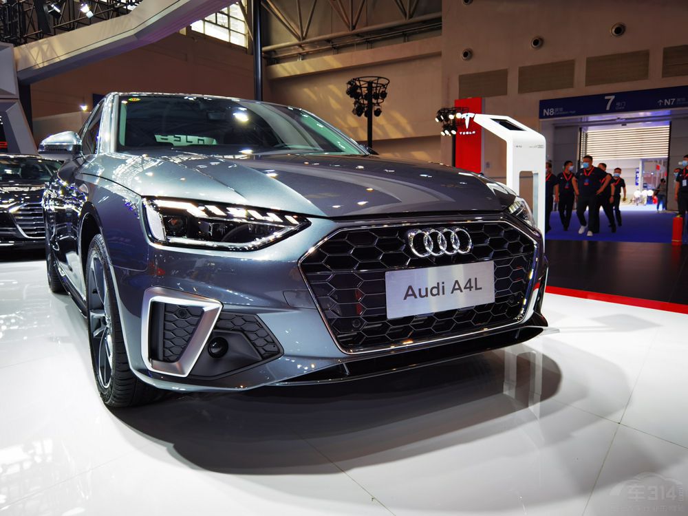 �µ�A4L�ͱ���3ϵ��ѡһ ��ʵ��������