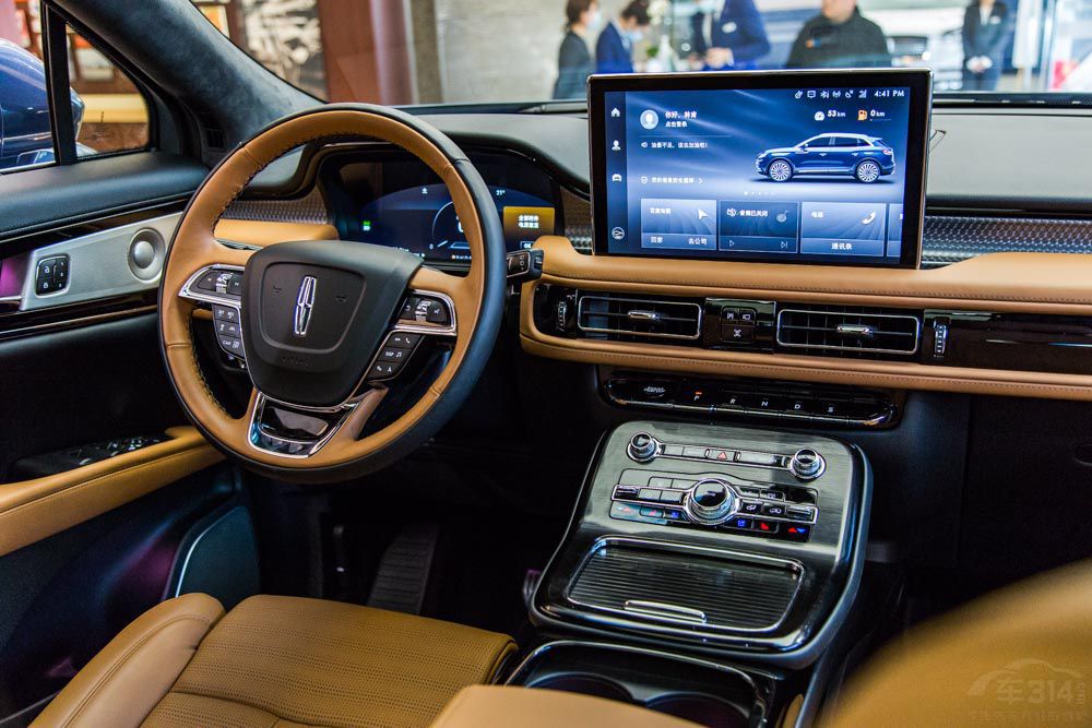 探店新林肯航海家 感受“触手可及”的豪华 探店新林肯航海家 感受“触手可及”的豪华