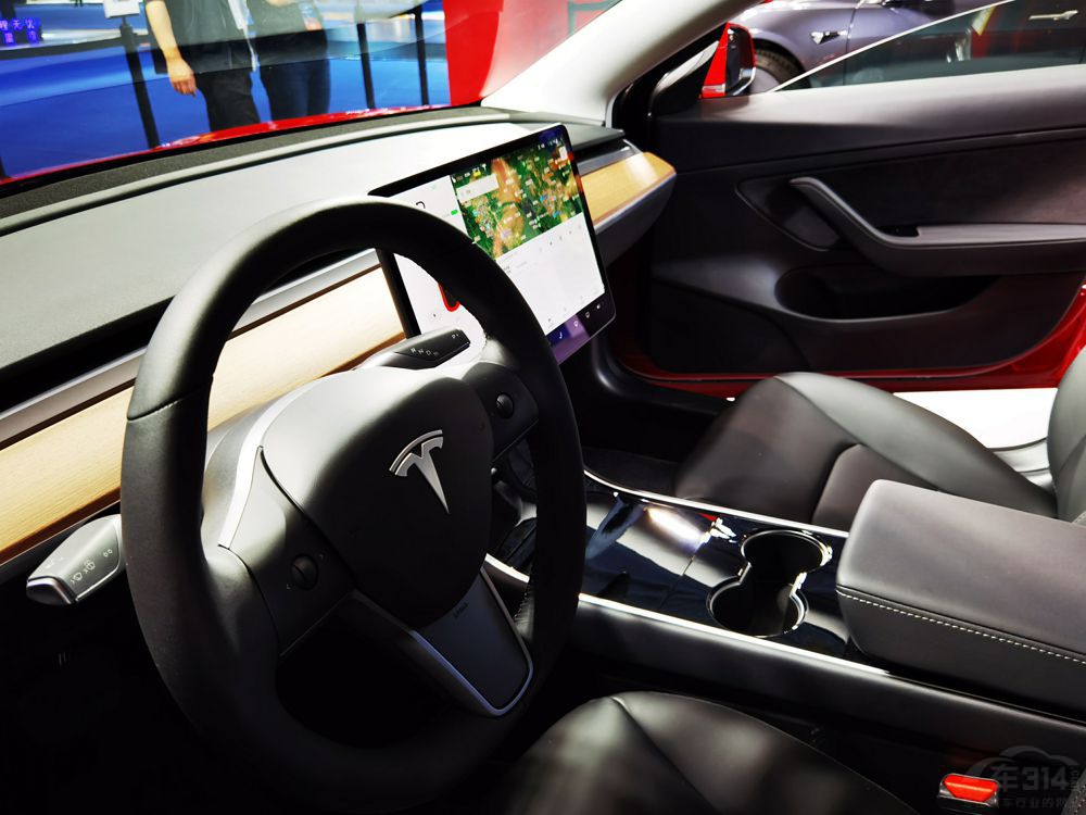 �綯��ֱѡ��˹���𣿲��翴��С��P7��