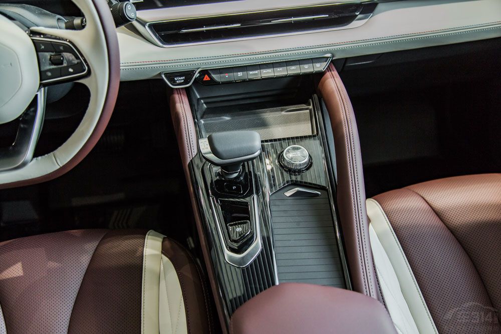 ���Ǵ�ռ䣬������SUV��6�¼������У�