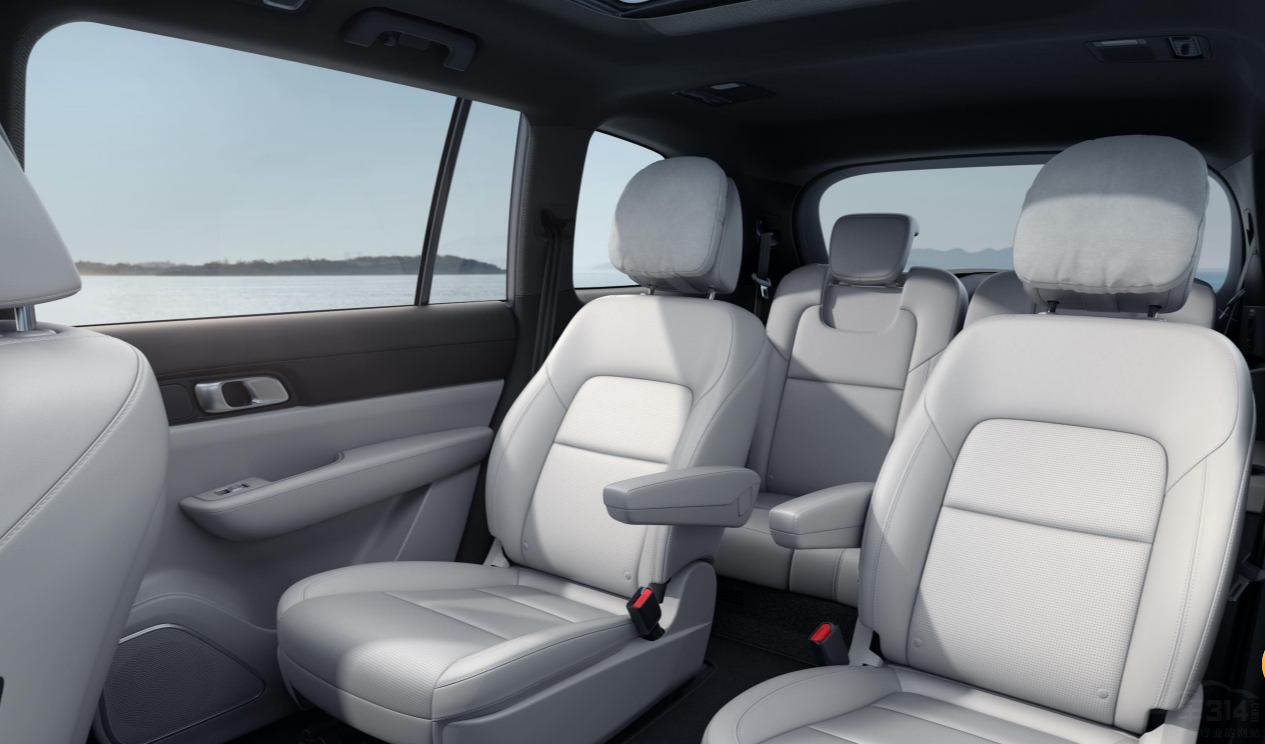 ������ONE����1080km ���丨����ʻ����