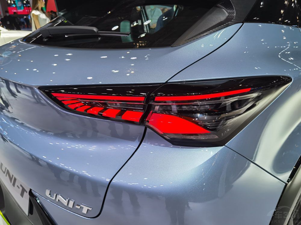 帝豪S和长安UNI-T运动版到底应该怎么选? 帝豪S和长安UNI-T运动版到底应该怎么选?