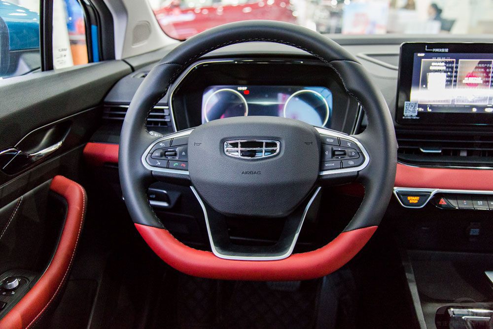 帝豪S和长安UNI-T运动版到底应该怎么选? 帝豪S和长安UNI-T运动版到底应该怎么选?