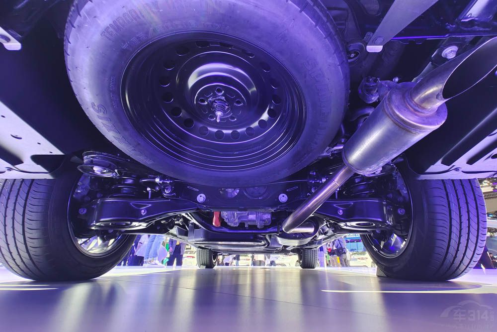 ���ﺺ��������PLUS����̨����ôѡ?