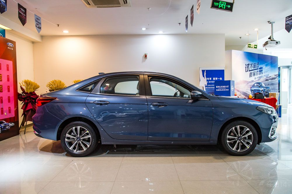 ���˹ǿ�ƹ���������Ӣ��Ӧ�����ѡ��