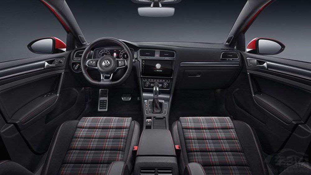 ��� 02 Hatchback ˭�ǵر���ǿС���ڣ�