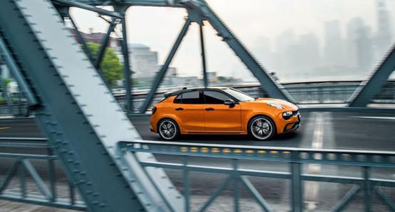 ���02Hatchback:˭�ǵر���ǿС���ڣ�