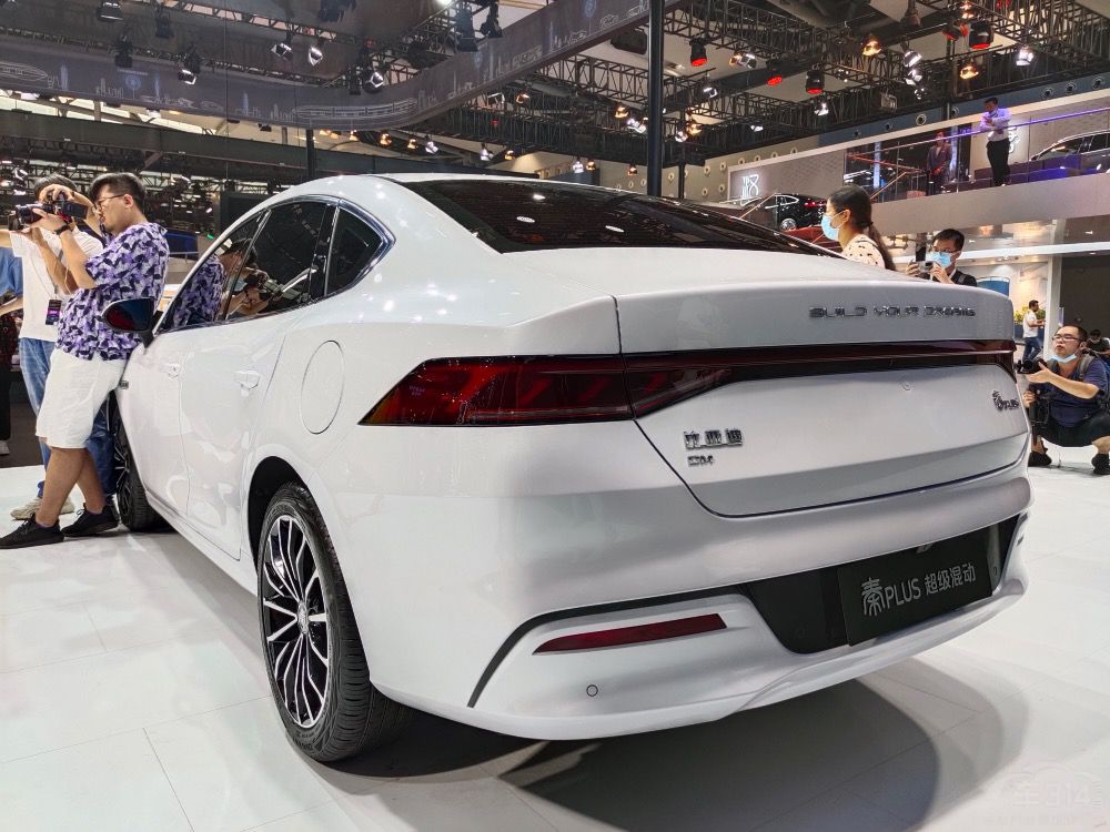 15-20��ļҽ��кܶ� ����ѡ˭��ֵ���أ�