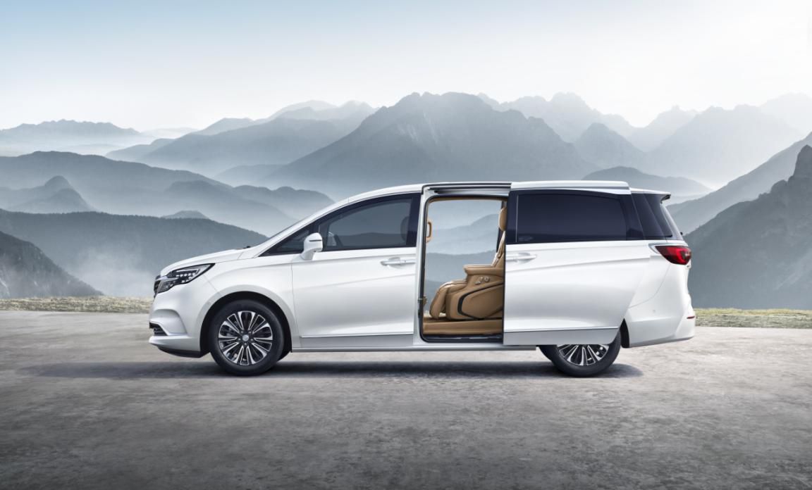 ȫ�ҳ�����ѡ���⼸̨MPV�ڱ�����������