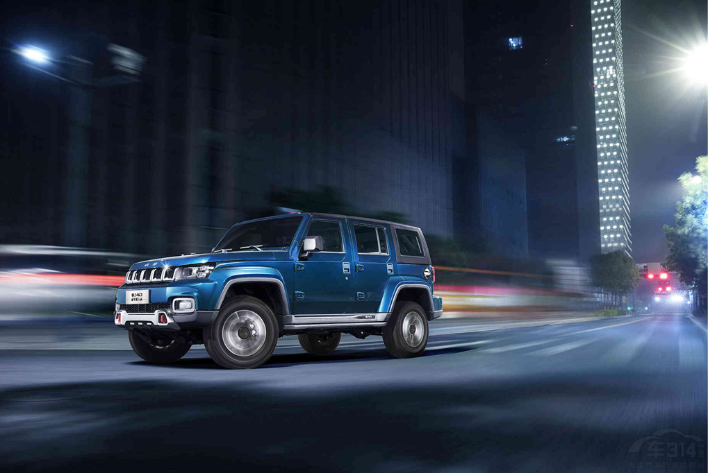 �������ϵ�̹��300����BJ40ѧ����ʲô��