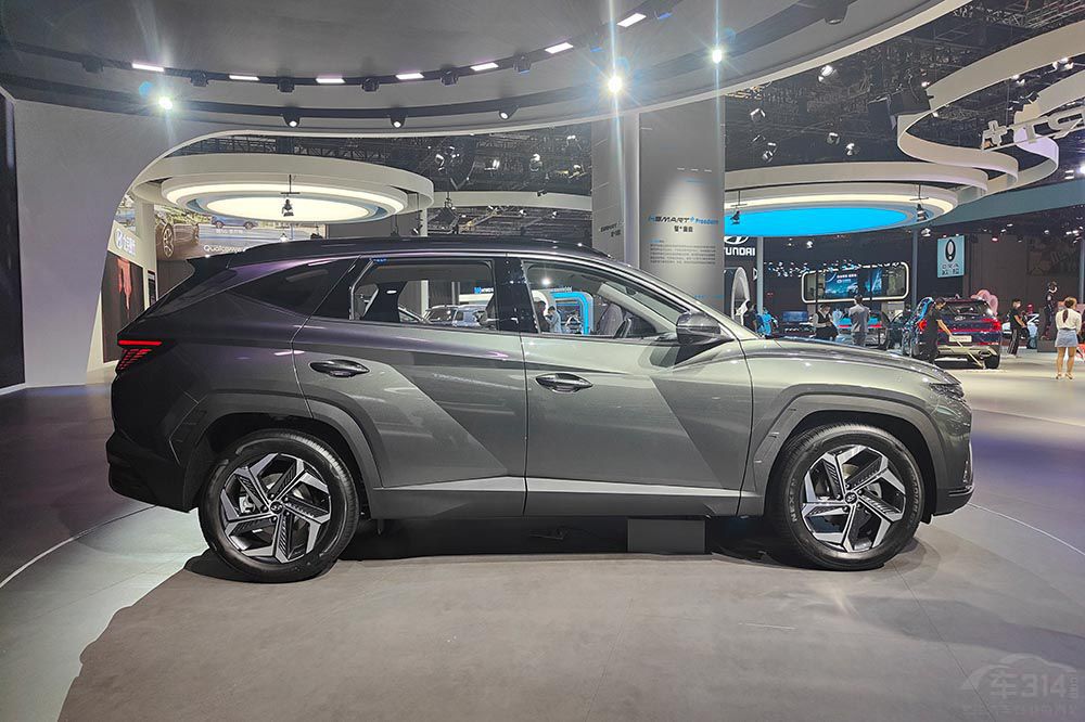 20�򼶱�SUV����ѡ�����Ŀ�ҿ�����