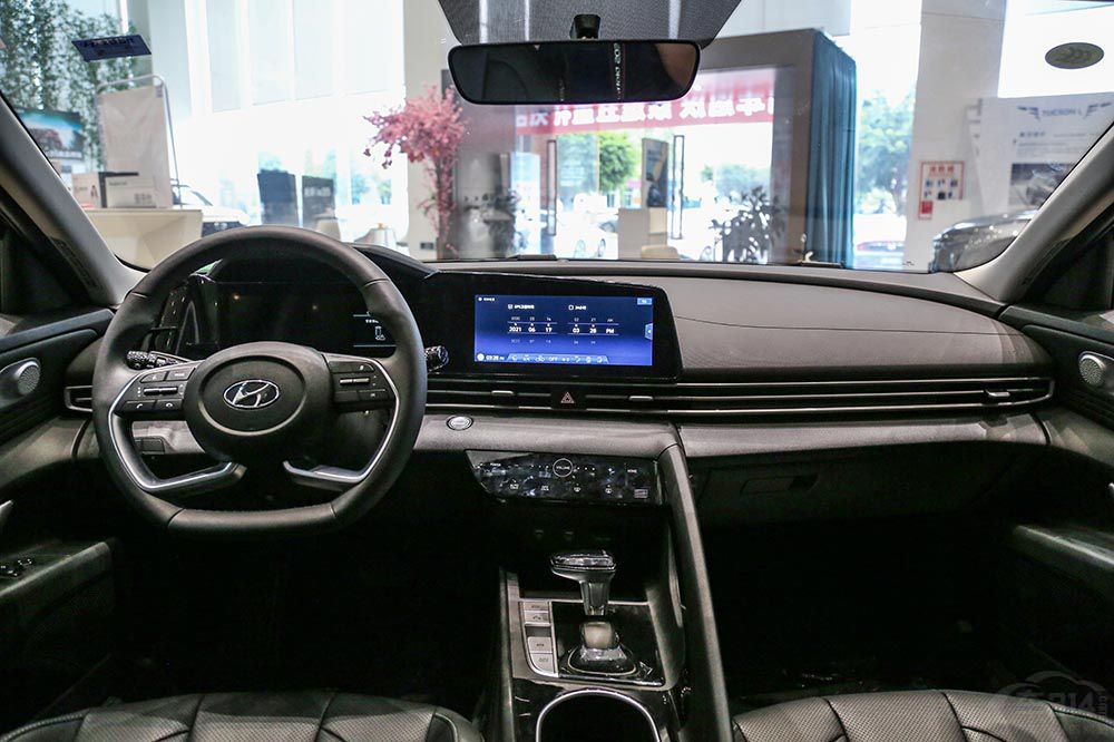 ���ߴ�������ֵ�����������Ƿ����£�