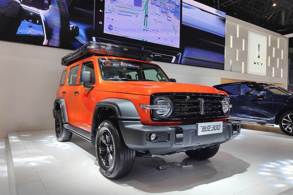 �Ա�BJ40��̹��300 ����������ֻ˵�滰