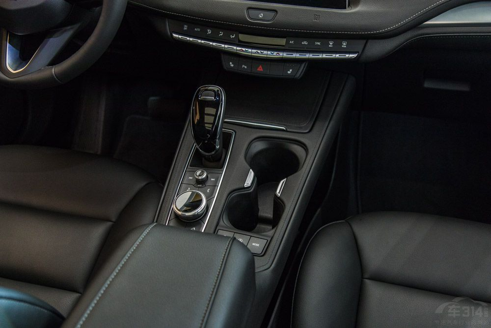 ͬ����ϵ����SUV��ð�ռҸ�XT4����ôѡ