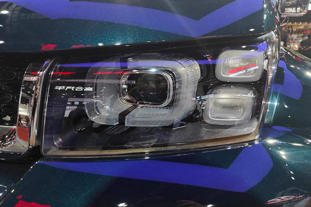 ƾɶ˵��BJ40��ǰ ̹��300ֻ�Ǹ��ܵܣ�