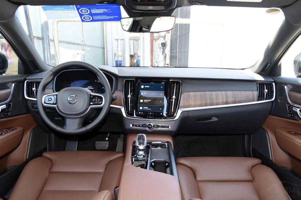 �ֶ���S90�Ϳ�������CT6����ѡ׼û����