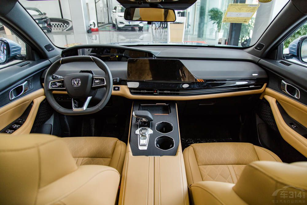 ���ڵȻʹ�½�ţ������⼸������SUV�ɣ�