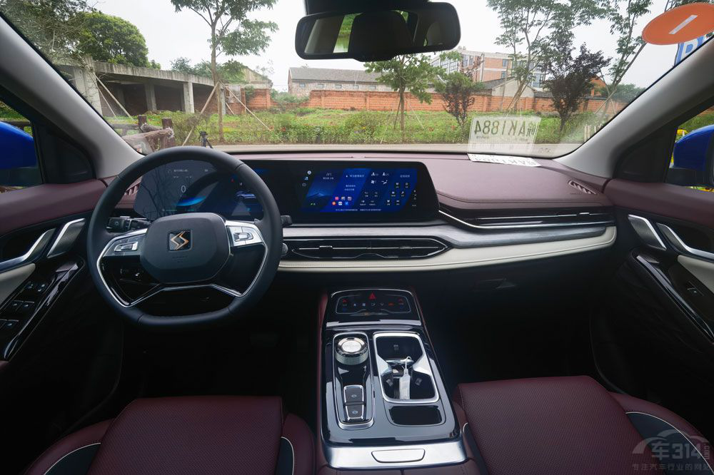 ����15�����Ʒ��SUV  ���Ŀ�ֵ��һ����